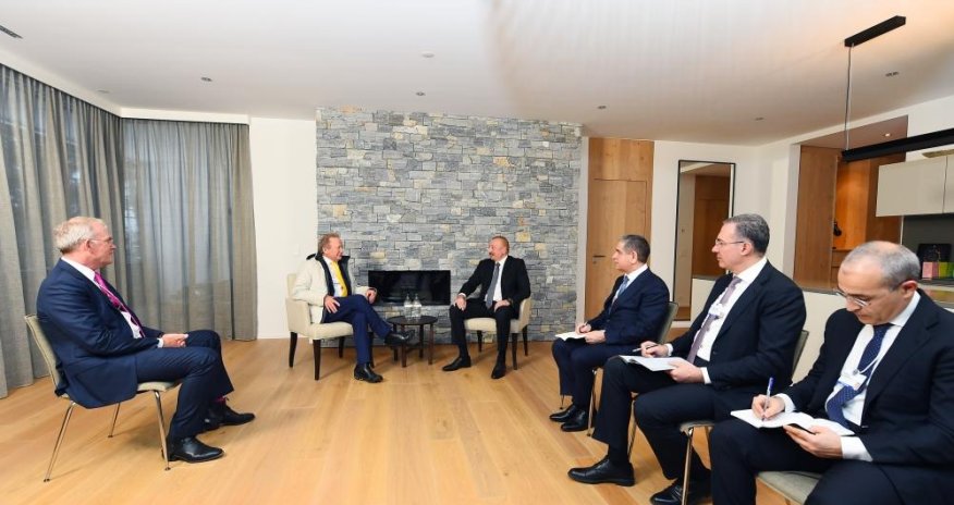 İlham Əliyev Davosda bu şirkətin sədri ilə görüşdü