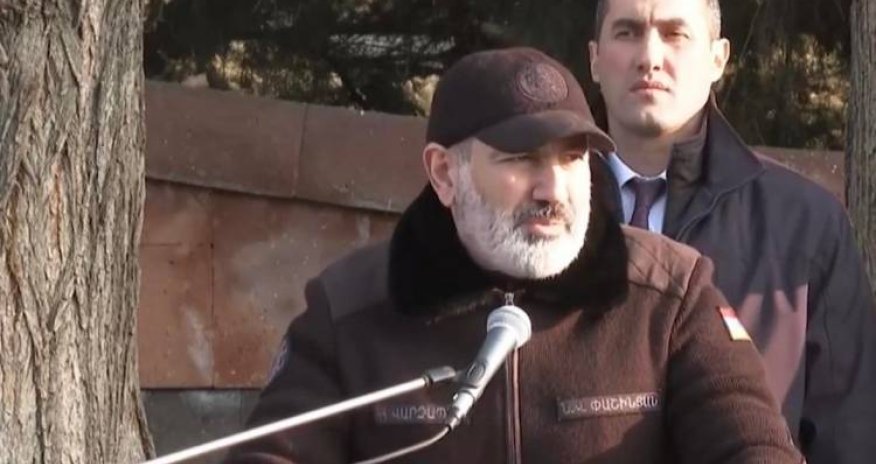 Nikol Paşinyan ordudakı problemləri etiraf etdi