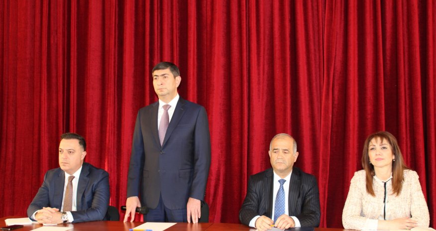 Yasamal İcra Hakimiyyətinin başçısı sakinlərə görülən işlər barədə məlumat verdi