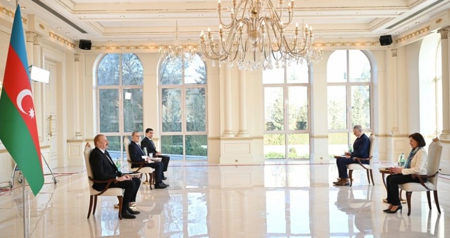 Azerbaijani Presidents informs French diplomat about protest on Lachin-Khankandi road