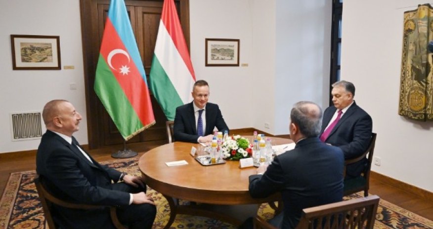 İlham Əliyevlə Viktor Orban mətbuata bəyanatlarla çıxış etdi - YENİLƏNİB