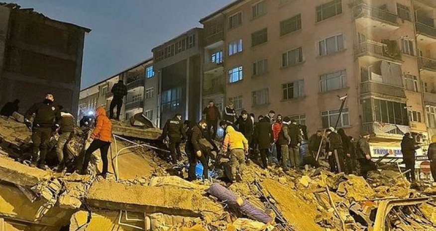 Zəlzələ Malatyada aeroport və qan bankını dağıtdı