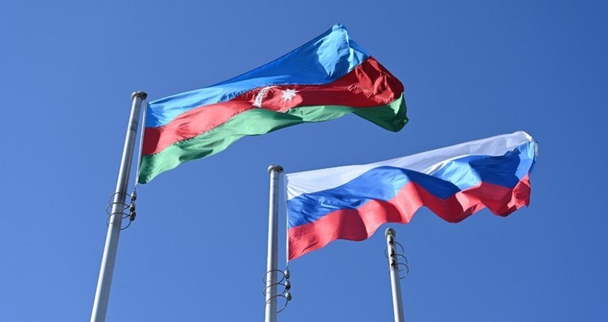 Азербайджан и Россия обсудили направления укрепления экономического сотрудничества
