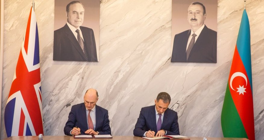 Azərbaycan və Böyük Britaniya avtomobil daşımaları haqqında Saziş imzalayıb