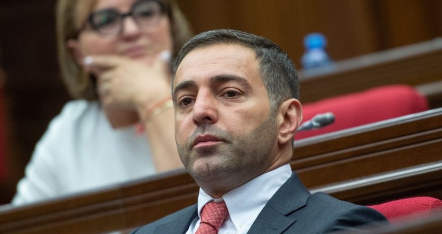 Ermənistanda keçmiş deputatla bağlı cinayət işi başlanılıb