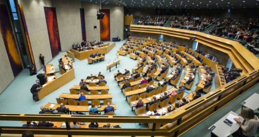 Niderlandın 13 deputatı Azərbaycanı Laçın dəhlizini açmağa çağırıb