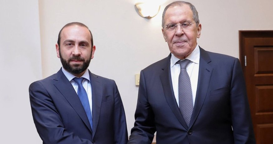 Mirzoyan Lavrovla görüşdü