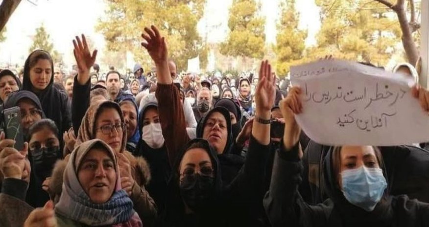 İranda məktəbli qızların kütləvi zəhərlənməsi səbəbindən etirazlar başlayıb