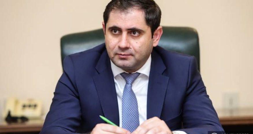 Ermənistanın müdafiə naziri “Artsax Respublikası” sözünü qadağan edib