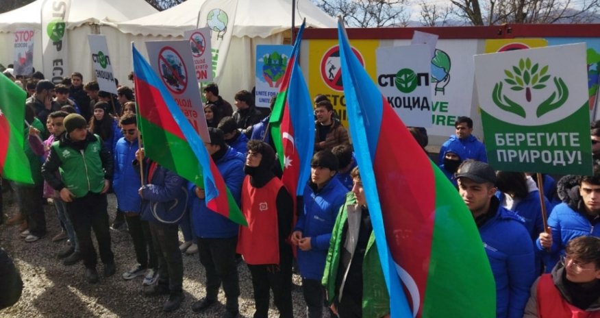 Aksiya iştirakçıları 97 gündür dünya ictimaiyyətinə çağırışlar edir