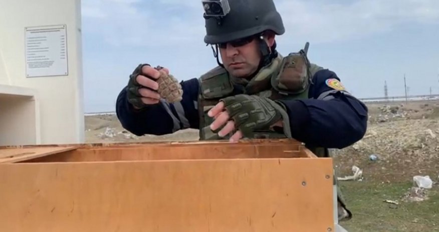 В Баку найдена ручная граната