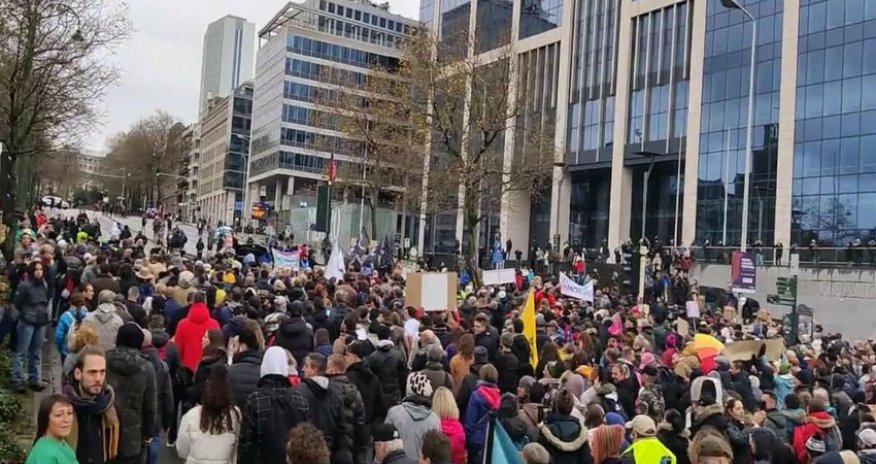 Güney Azərbaycan türkləri Brüsseldə aksiya keçirir, əsas tələb İranda azadlıq və ədalətdir
