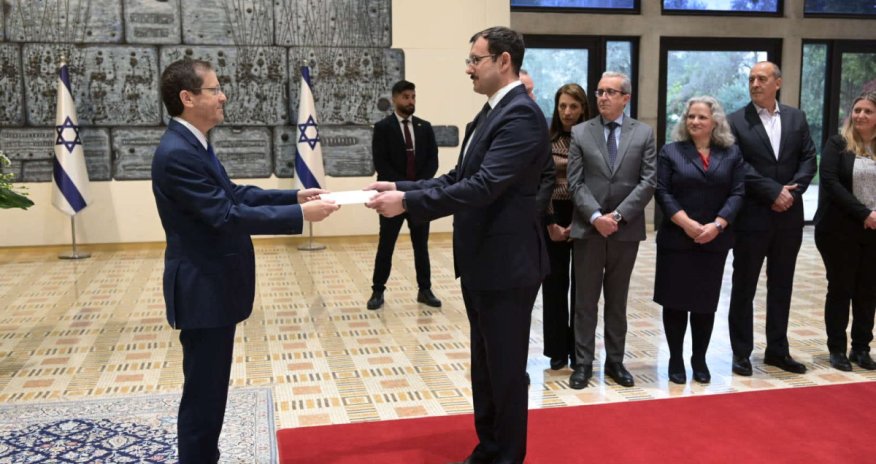 İsrail prezidenti Azərbaycanın ilk səfirinin etimadnaməsini qəbul edib
