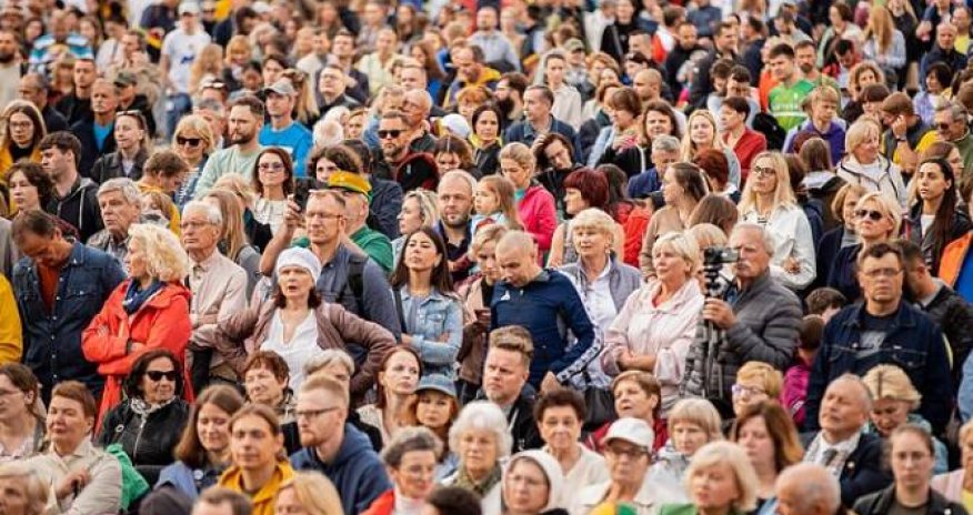 Proqnoz: Dünya əhalisi iyirmi ildən sonra 8,6 milyarda çata bilər