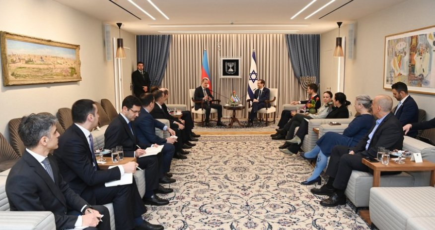 Azerbaijani FM informs President of Israel about Armenia's provocations