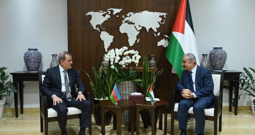 Ceyhun Bayramov Fələstin Dövlətinin Baş naziri ilə görüşüb