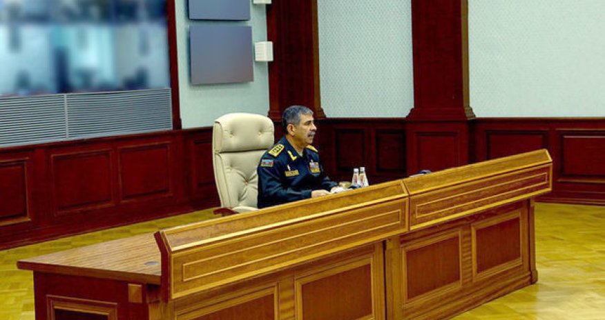 Закир Гасанов дал указания относительно недавно взятых под контроль высот и позиций