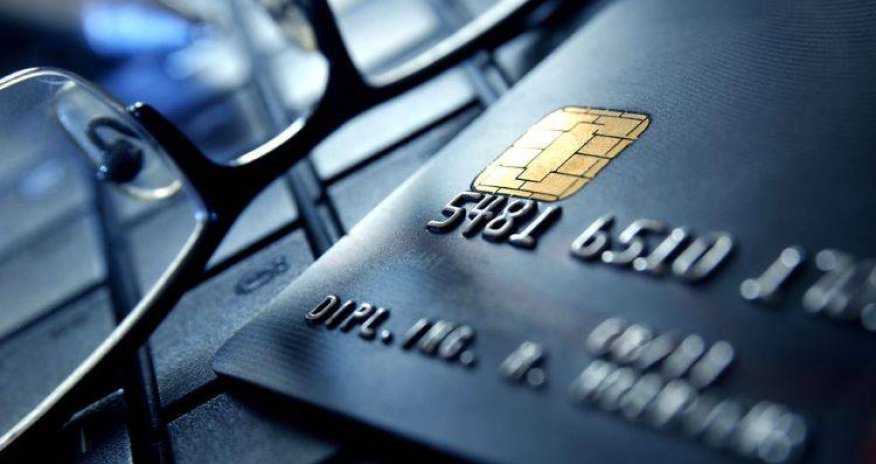 Son bir ildə şirkətlər 45 mindən çox bank hesabı açıblar