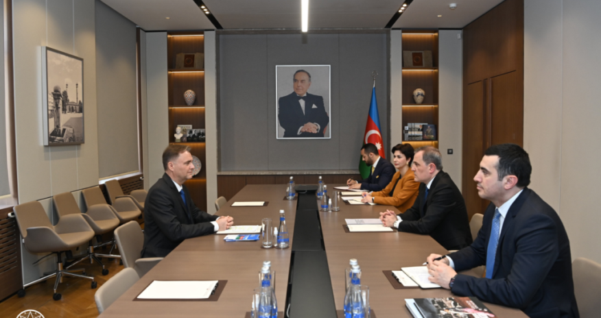 Ceyhun Bayramov Avropa Şurası Bakı ofisinin rəhbəri ilə görüşüb