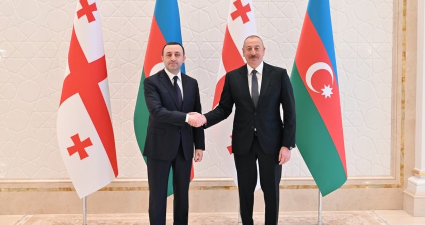 Prezidentin Gürcüstanın Baş naziri ilə təkbətək görüşü başlayıb- YENİLƏNİB/VIDEO