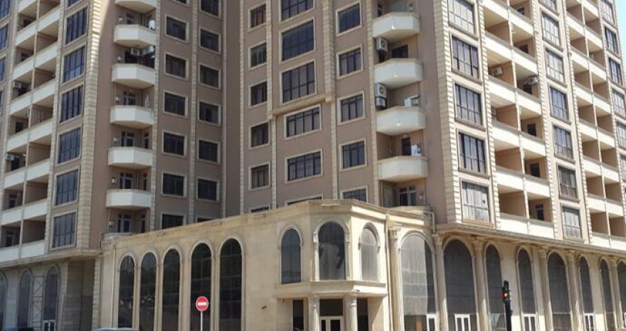 Bakıdakı İran Bankına məxsus əmlaklar satışa çıxarılıb - Siyahı 