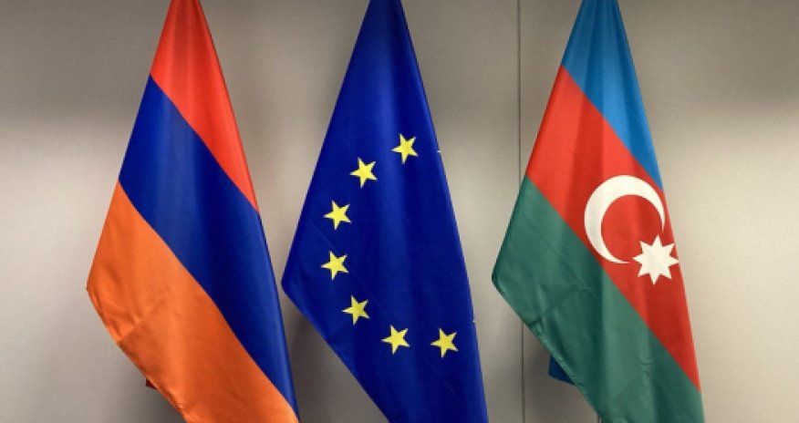Евросоюз обратился к Баку и Еревану