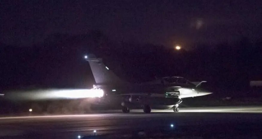 İran zəlzələ yardımı adı altında Suriyaya silah göndərib