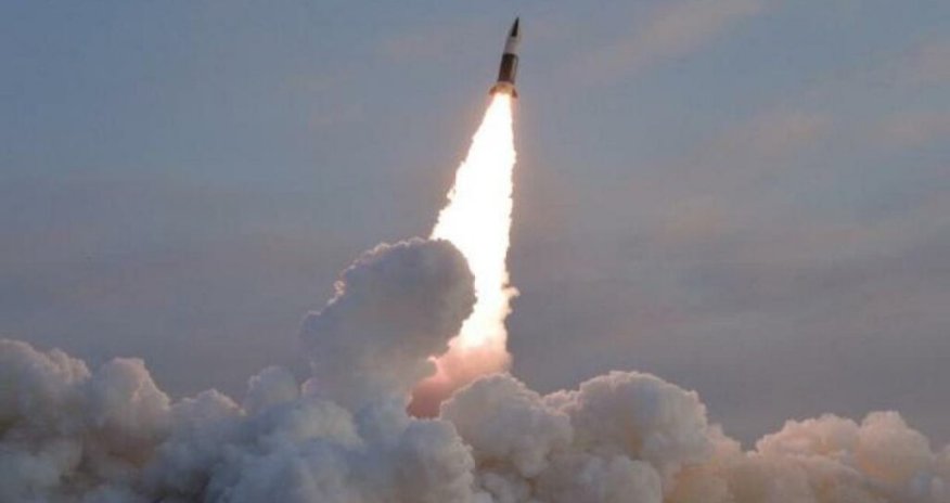 Rusiya qitələrarası ballistik raketi sınaqdan keçirdi –Döyüş başlığı Qazaxıstan poliqonuna düşdü