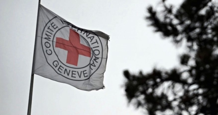 Qızrmızı Xaç Komitəsi əsir düşən Azərbaycan hərbiçilərinə baş çəkmək üçün çalışır