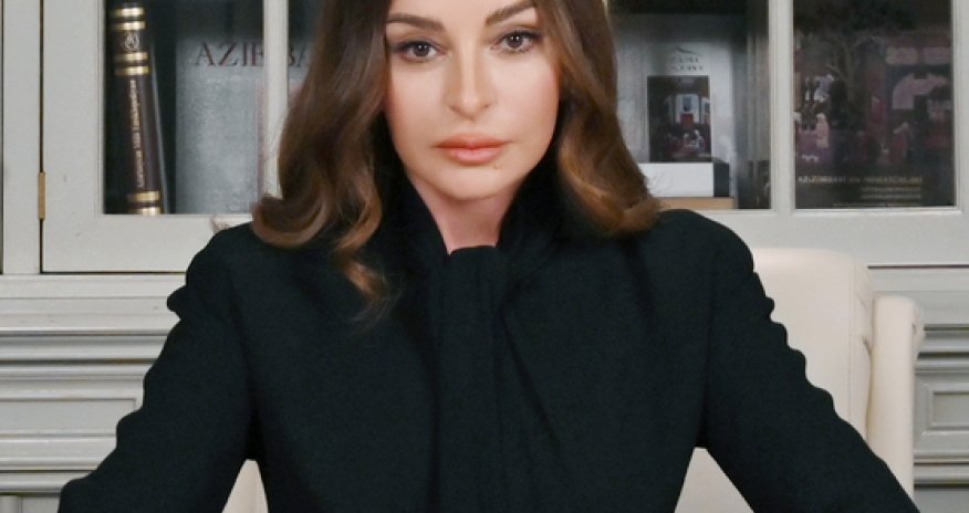 Mehriban Əliyeva xristian icmasını təbrik etdi