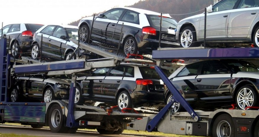 Azərbaycan 2 ayda Gürcüstandan 5 minə yaxın avtomobil idxal edib