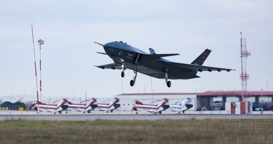 Bayraktar KIZILELMA daha bir uçuş testini uğurla başa vurub