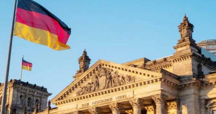 Almaniyada inflyasiya fonunda dövlət qulluqçularının maaşı artırılır