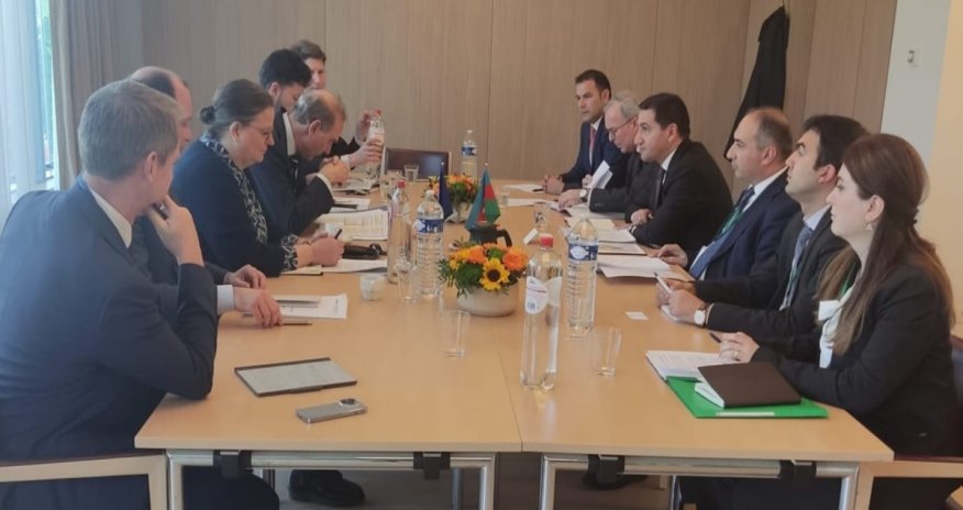 Hikmət Hacıyev IV Aİ-Azərbaycan Təhlükəsizlik Dialoqu çərçivəsində görüş keçirib - FOTO