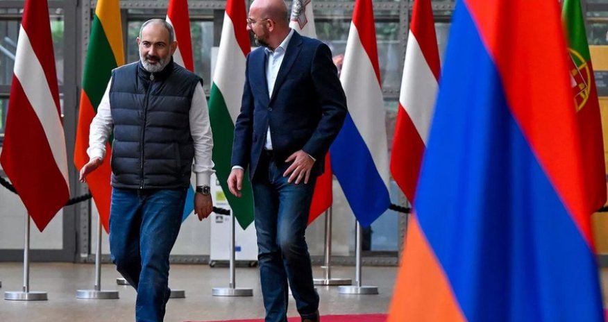 Пашинян и Мишель провели в Брюсселе неформальную встречу