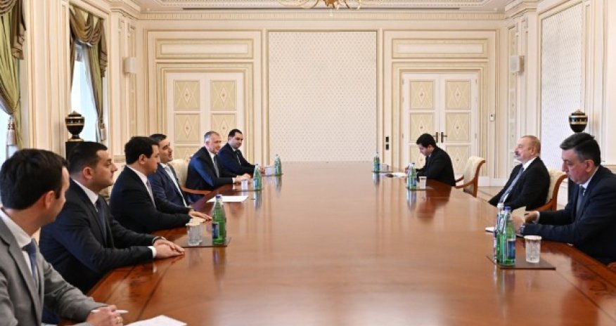 İlham Əliyev Gürcüstan parlamentinin sədrini qəbul etdi - Yenilənib