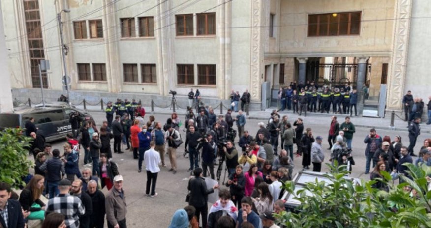 Tbilisidə Rusiya ilə birbaşa uçuşların ləğvi tələbi ilə mitinq keçirilir