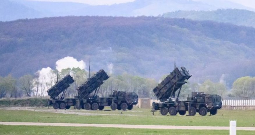 Media: Ukraine shoots down Russian plane from Patriot air defense system