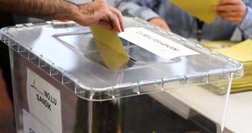 Türkiyə prezidenti seçkilərində xaricdə səs verənlərin sayı 1 milyon 400 mini ötüb