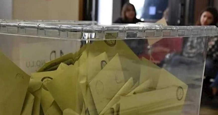 Bəzi məntəqələrdə saxta bülletenlər aşkarlanıb- Fotolar