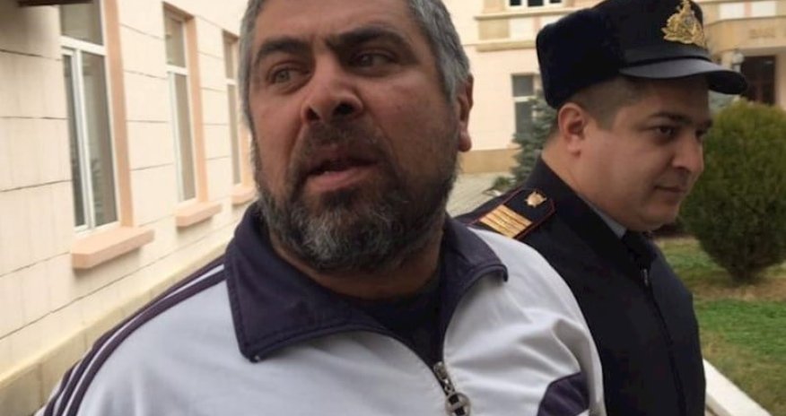 Əlizamin Salayev aclıq aksiyasını dayandırıb