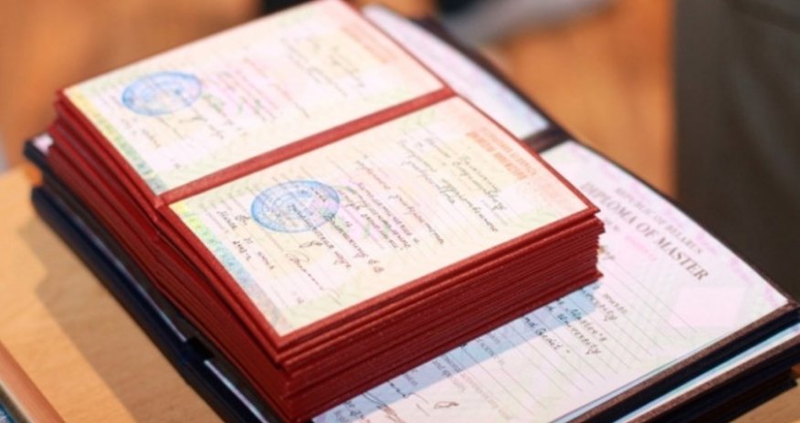 Ötən ay xaricdə təhsil almış 102 nəfərin diplomu tanınmayıb