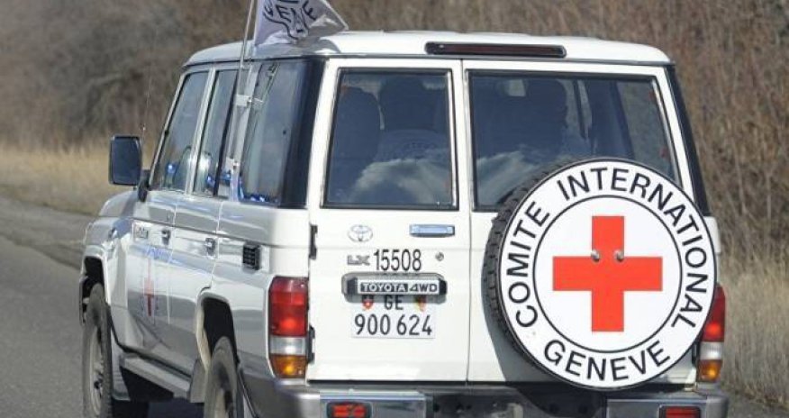 BQXK Qarabağdan 18 nəfəri müalicə üçün Ermənistana aparıb