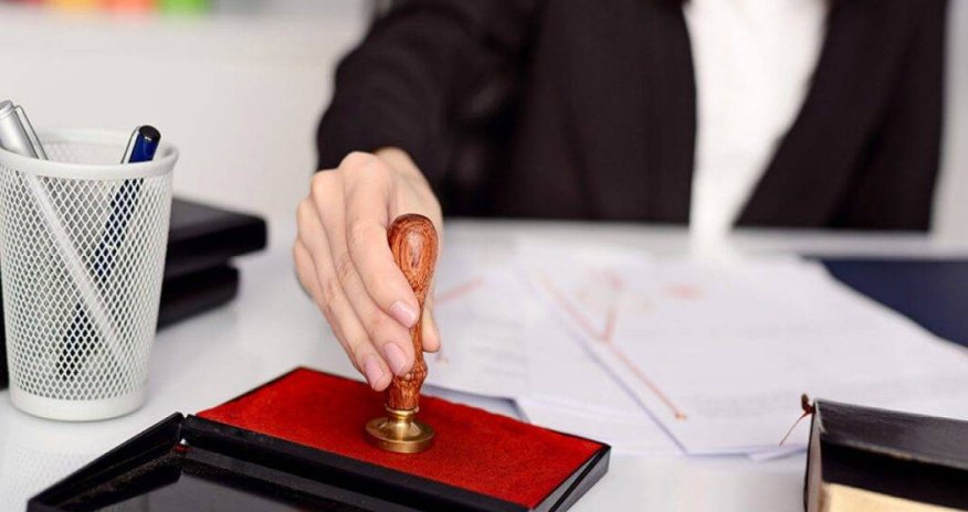 Notariat hərəkətləri ilə əlaqədar xidmətə görə haqlardan biri ləğv edildi