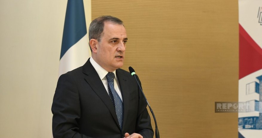 Глава МИД: Азербайджан привержен своей мирной повестке