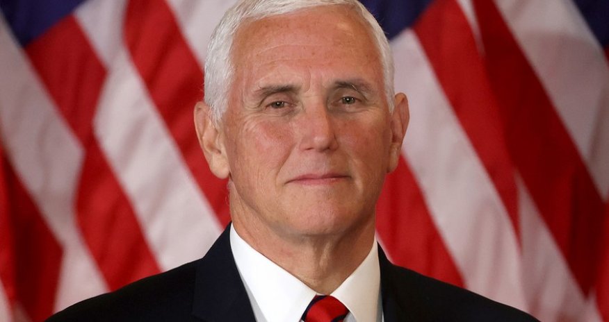 Майк Пенс подал документы для участия в выборах президента США