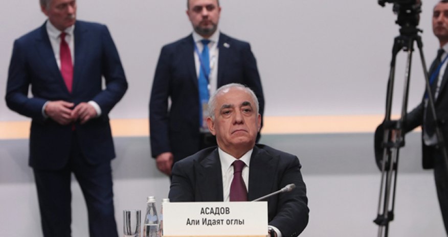 Əli Əsədov Putinlə görüşüb-Foto