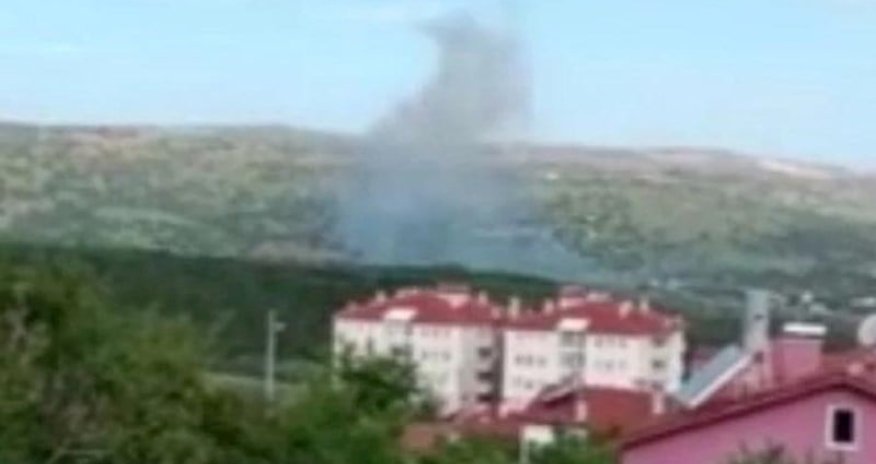 Ankarada raket istehsal edən fabrikdə partlayış - Dağıntılar altında qalanlar var