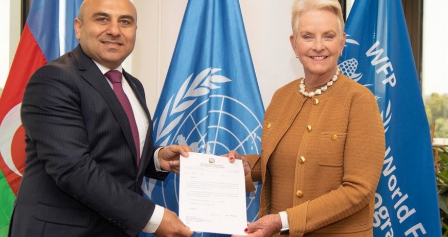 Azərbaycan səfiri etimadnaməsini Ümumdünya Ərzaq Proqramının icraçı direktoruna təqdim edib