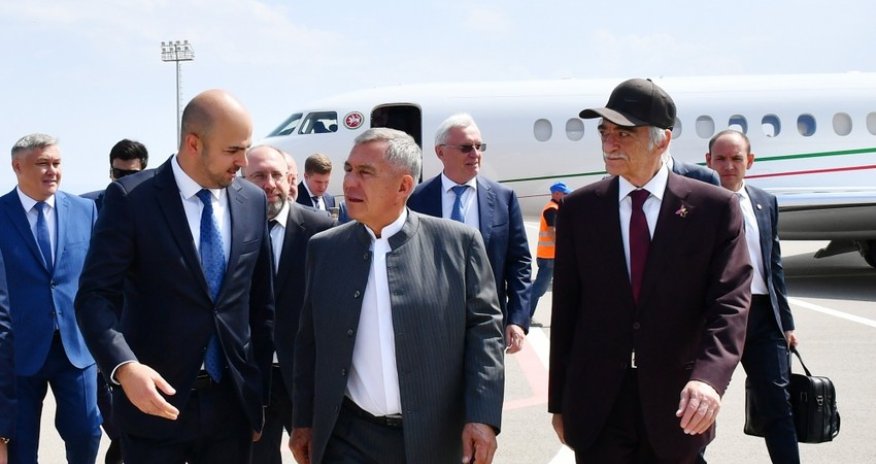 Tatarıstan rəhbərinin Azərbaycanın işğaldan azad olunmuş ərazilərinə səfəri başlayıb